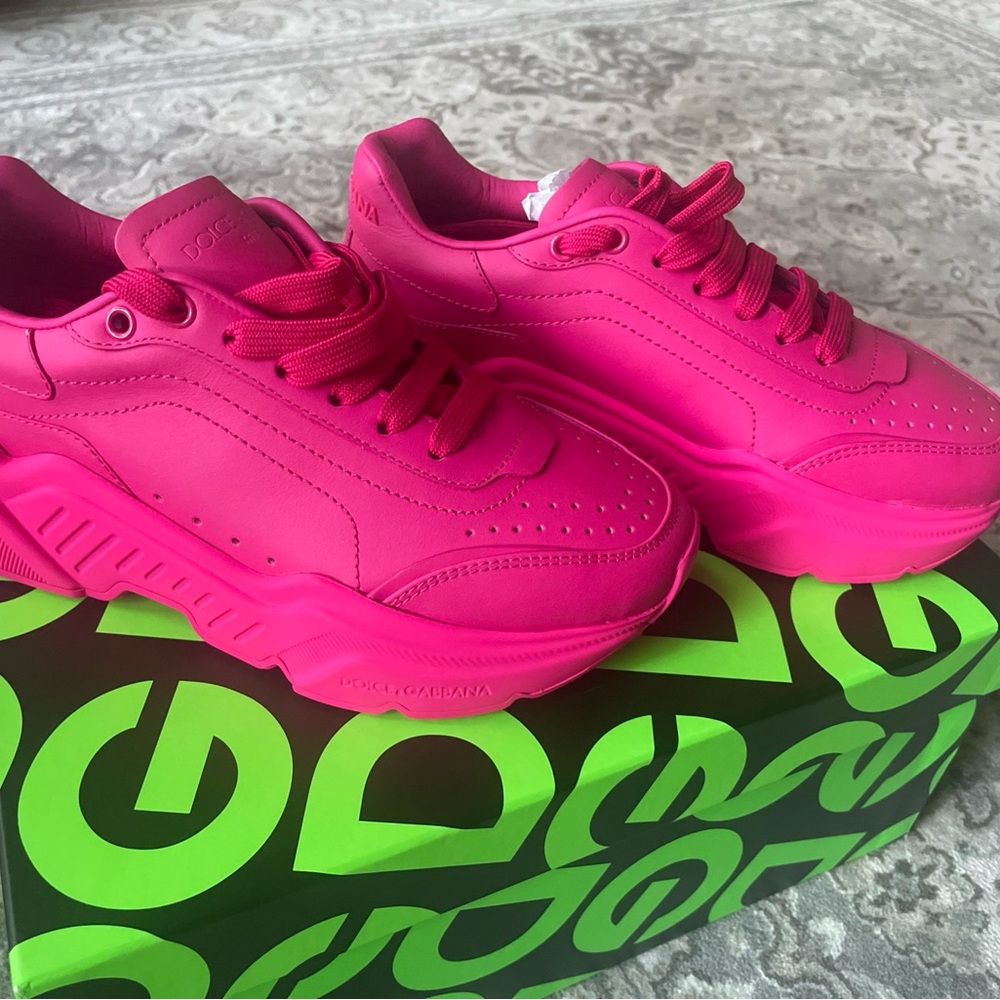 DOLCE & GABBANA Shoes Pink Leather Daymaster LowTop Sneakers EU 37/US 7-7.5 $695